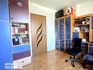 Apartament cu 2 camere de vanzare, centrala proprie, zona Lipovei
