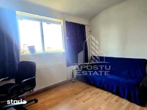Apartament cu 2 camere de vanzare, centrala proprie, zona Lipovei — miniatura 4