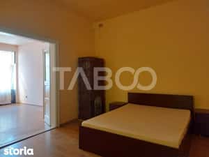 Apartament la casa 52 mp 2 camere terasa pivnita central Cisnadie — miniatura 6