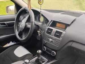 MERCEDES C Class 2010 (diesel) — miniatura 4