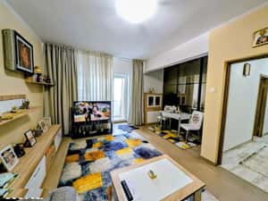 Poligrafiei,mobilat/utilat lux,garaj,bloc boutique,zona Pajura,parc — miniatura 3