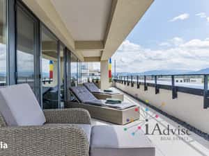 Penthouse Exclusivist cu Terasă Panoramică și Jacuzzi – Coresi Brașov — miniatura 4