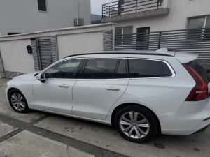 Volvo V60   B4 ,2.0 Mild Hybrid 197cp — miniatura 3