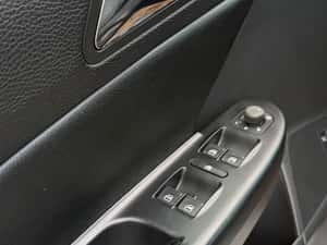 Volkswagen Passat Highline Automată 140 HP Diesel — miniatura 4