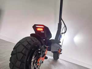 Trotineta electrica 800w48v10Ah: Descoperă orașul în stil electric! — miniatura 2