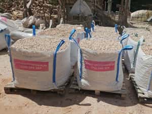 Piatra codru ornamentala decorativa rotunjita Thassos  bolovani  alb r — miniatura 2