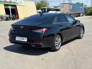 Hyundai ELANTRA 2021 — miniatura 4