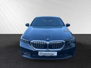 BMW 550 plug-in hybrid, 68.192 EUR, București — miniatura 5