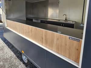 Rulota comerciala,FAST FOOD,FOOD TRUCK ! 4m-1350 kg!PE STOC! — miniatura 3