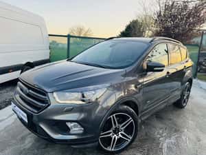 Vând Ford Kuga 1.5 EcoBoost 173 CP 4x4 ST-Line