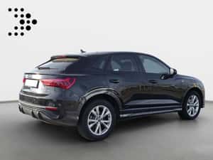 Audi Q3 2.0 TDI 150 CP SUV 21.857 km Negru — miniatura 5