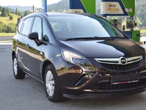 Opel Zafira 1.4i -benzin