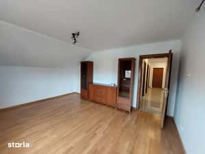 Vând ap.  3 camere, zonă foarte bună,    Micălaca , parcare în curte — miniatura 4