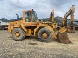 Distribuitor hidraulic incarcator frontal vola Case 721B piese — miniatura 5