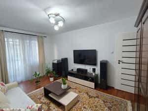 Apartament 2 camere+ garaj+ pivnita, etaj intermediar- cartier Unirii — miniatura 3