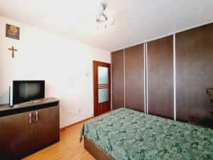 Apartament 2 camere decomandate Micro 14 mobilat centrala AC — miniatura 5