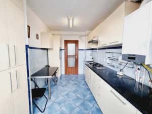 Apartament 2 camere decomandate Micro 14 mobilat centrala AC — miniatura 8