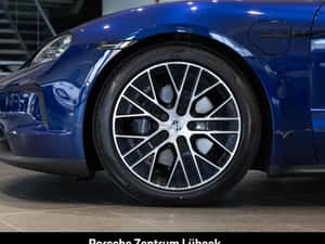 Porsche Taycan - 116.398 EUR — miniatura 7