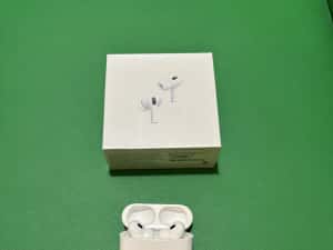 Airpods Pro 2 - model compatibil 2026 — miniatura 1