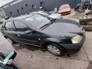 CONSOLA CENTRA COMPLETA Dacia Logan prima generatie — miniatura 8