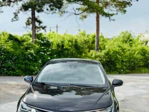 Vand toyota corolla hybrid 2021 automata 16600E neg. — miniatura 3