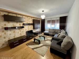 Apartament 3 camere decomandate, 65 mp, modernizat, zona-Craiovita Nou — miniatura 2