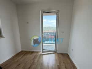 Apartament modern cu panoramă spectaculoasă – bloc nou , zona Decebal — miniatura 6