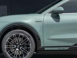 Porsche Cayenne - Vehicul nou, electric — miniatura 3