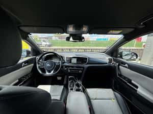 KIA SPORTAGE GT-LINE AWD | 95.884 km | GARANȚIE FABRICĂ 2027 — miniatura 6