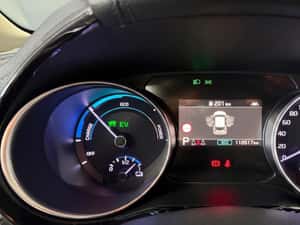 Kia XCeed PHEV Vision - 17.500 EUR — miniatura 7