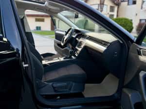 VW PASSAT  2015/2.0 TDI /Matrix/ Distronic / line-asist /Panoramic / Euro 6/fara Ad-Blue /Deosebit!! — miniatura 6