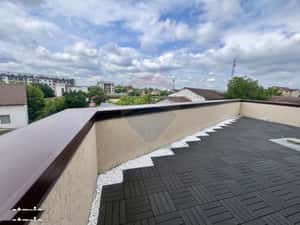 Apartament Premium cu 3 Camere și Terasă Generoasă