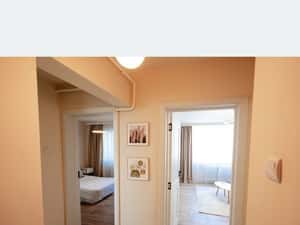 Apartament decomandat  Gara,9/10 cu lift,mobilat,centrala proprie — miniatura 5