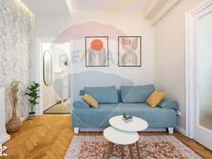 Studio dublu renovat complet | Zona Armenească | Prima închiriere — miniatura 3