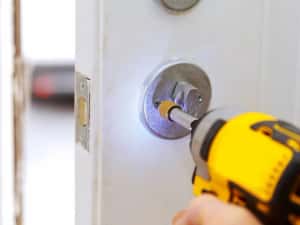 Deblocari UȘI Iași/ Deblocari masini/auto/Lăcătuș — miniatura 5