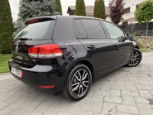 VW GOLF 6 Hatchback 1,6 Benzina-cel mai bun motor — miniatura 9