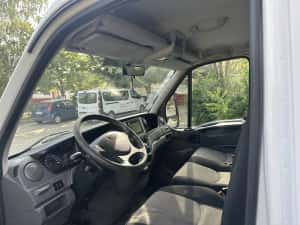 Iveco Daily 35C17, 3.0 - 170 Cai, An 2013 / Se conduce cu cat. B — miniatura 6