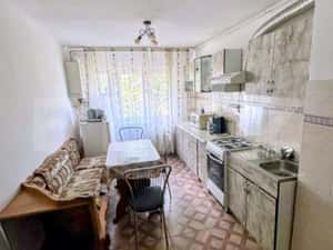 Apartament - 3 camere- etaj intermediar, zona Lama — miniatura 3