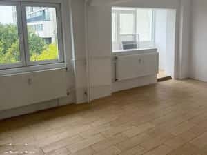 Apartament 3 camere cu centrala proprie, Colentina — miniatura 2