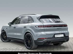 Porsche Cayenne Hibrid An 2024 - 25.946 km — miniatura 3