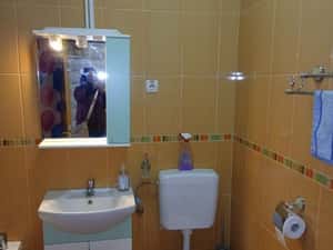 Garsoniera de inchiriat – zona Corvinilor (langa Media Galaxy) — miniatura 4