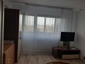 Inchiriez apartament 2 camere pe termen foarte lung — miniatura 1