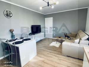 Apartament 3 camere, 52 mp, etaj intermediar, garaj, zona Intre Lacuri