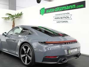 Porsche 992 Coupe 394 cp — miniatura 2