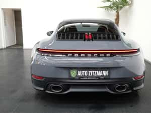Porsche 992 Coupe 394 cp — miniatura 6
