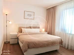 Apartament de vanzare  cu 3 camere Lux in zona Rogerius, Oradea.