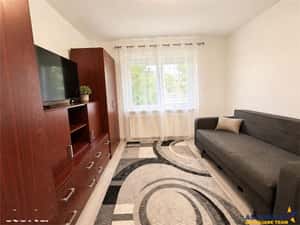 Apartament cochet, decomandat, 1 camera, renovat, mobilat, Unirii, Tar