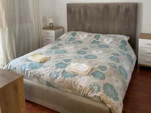 Inchiriere apartament 2 camere decomandat, etaj 3, loc de parcare, Cet — miniatura 5