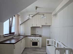 OMV- Bucium, Apartament 3 camere, boxa si loc de parcare incluse, 110