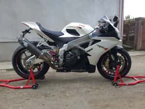 Vand Aprilia Rsv4 ,1000cc ,180cp — miniatura 5